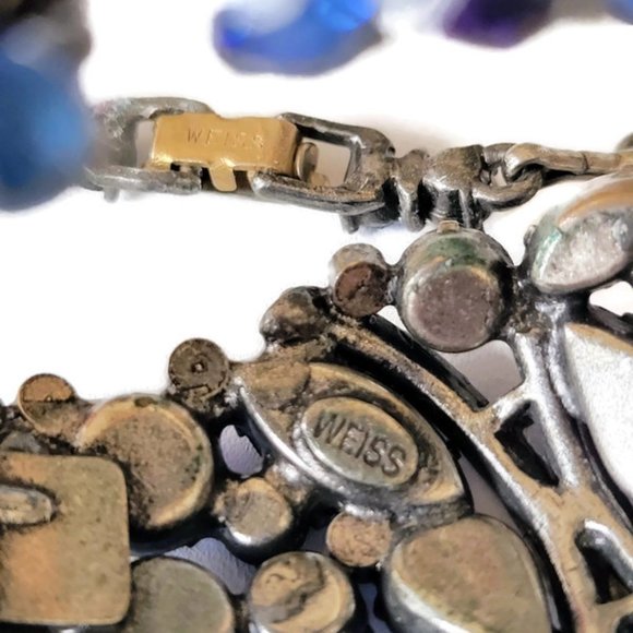 Vintage Signed Weiss Blue Rhinestone Necklace & Hinged Cuff Bracelet Jew… - Picture 9 of 9